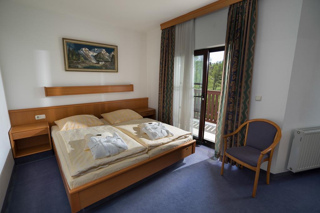 Hotel Vogtland バート・エルスター エクステリア 写真